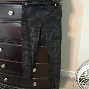 Lululemon workout pants
